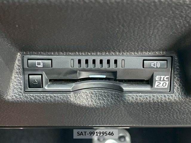 Toyota YARIS CROSS 2023-05 7504107-8