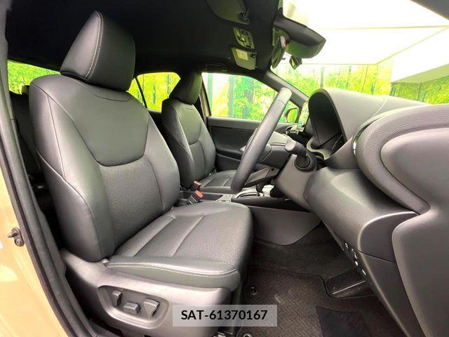Toyota YARIS CROSS 2025-07 7504129-7