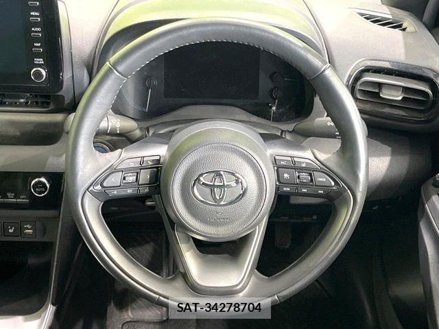 Toyota YARIS CROSS 2023-10 7504132-10