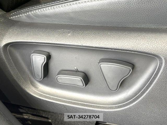 Toyota YARIS CROSS 2023-10 7504132-5