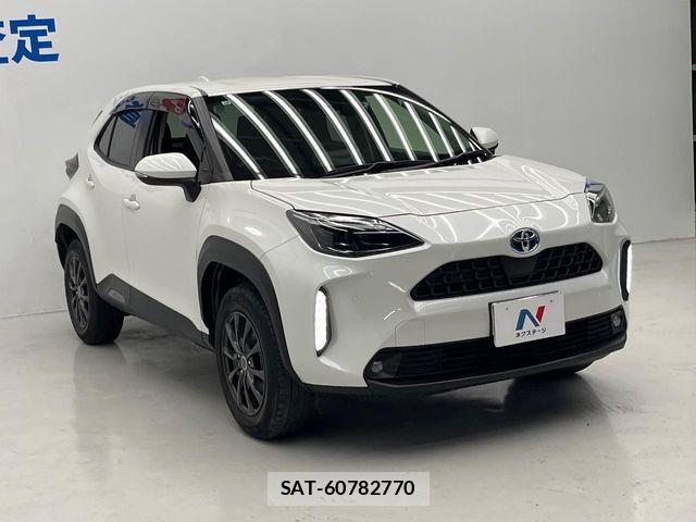 Toyota YARIS CROSS 2021-10 7504157-15