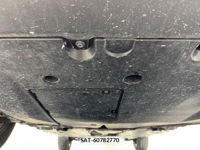 Toyota YARIS CROSS 2021-10 7504157-18