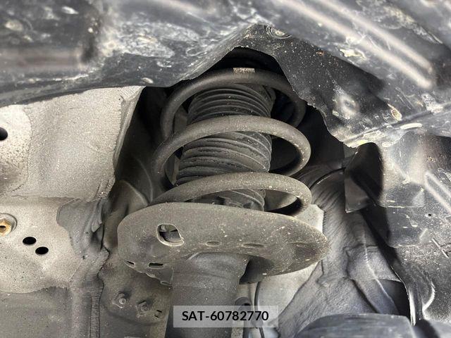 Toyota YARIS CROSS 2021-10 7504157-19