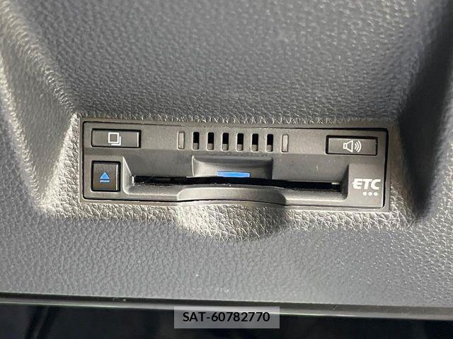 Toyota YARIS CROSS 2021-10 7504157-4