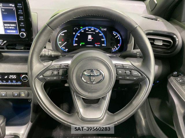 Toyota YARIS CROSS 2022-09 7504141-10