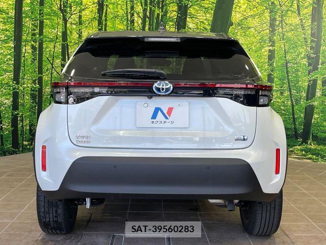 Toyota YARIS CROSS 2022-09 7504141-14