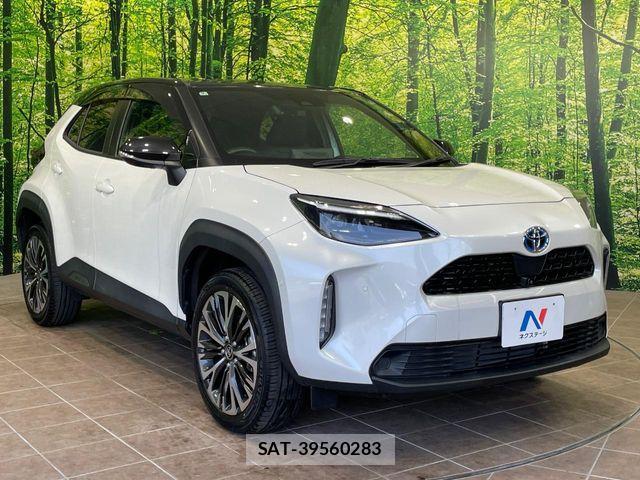 Toyota YARIS CROSS 2022-09 7504141-15
