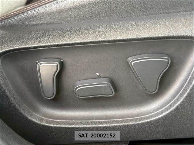 Toyota YARIS CROSS 2020-11 7504143-9