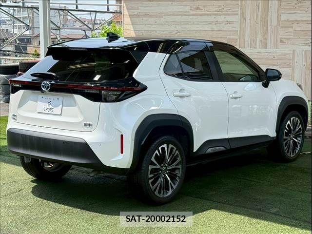 Toyota YARIS CROSS 2020-11 7504143-16