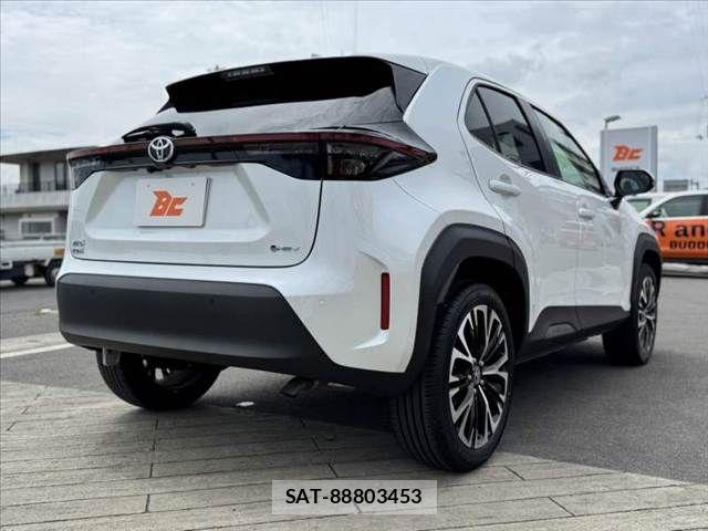 Toyota YARIS CROSS 2024-09 7504140-14