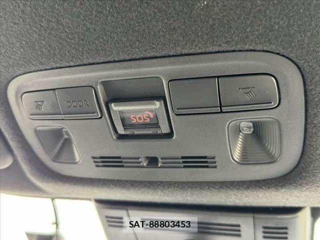 Toyota YARIS CROSS 2024-09 7504140-29