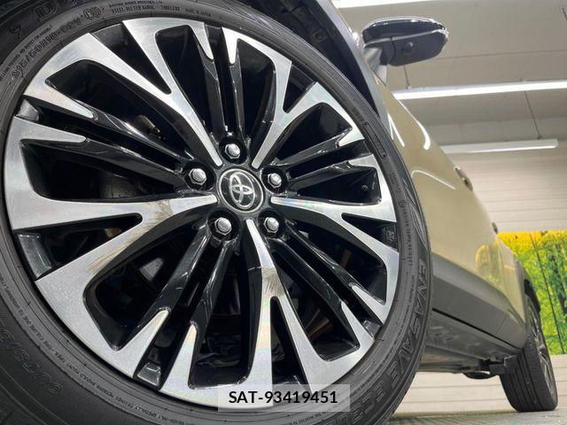 Toyota YARIS CROSS 2024-12 7504138-12
