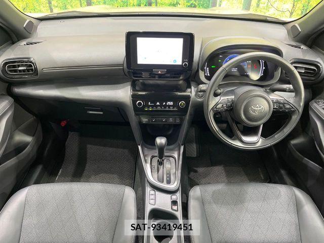 Toyota YARIS CROSS 2024-12 7504138-1