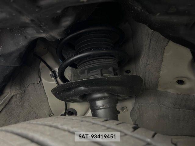 Toyota YARIS CROSS 2024-12 7504138-19