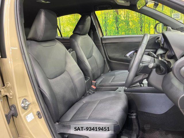 Toyota YARIS CROSS 2024-12 7504138-7