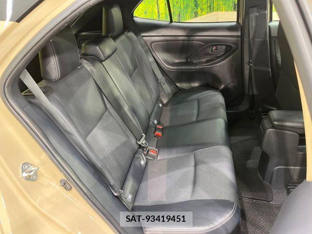 Toyota YARIS CROSS 2024-12 7504138-8
