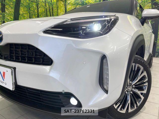 Toyota YARIS CROSS 2023-09 7504130-11