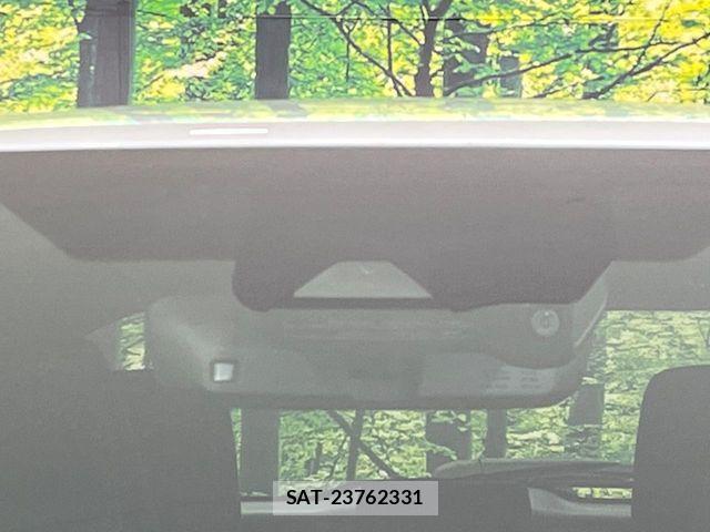 Toyota YARIS CROSS 2023-09 7504130-2