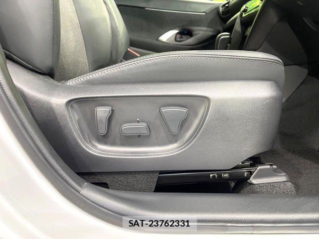 Toyota YARIS CROSS 2023-09 7504130-5