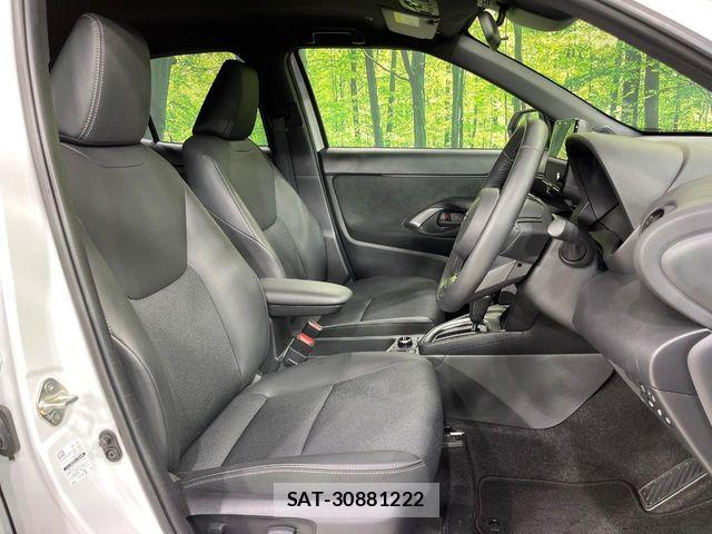 Toyota YARIS CROSS 2025-06 7504108-7