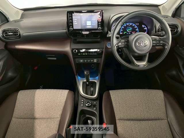 Toyota YARIS CROSS 2021-07 7504156-14