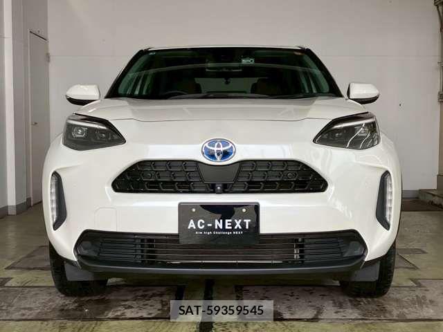 Toyota YARIS CROSS 2021-07 7504156-16