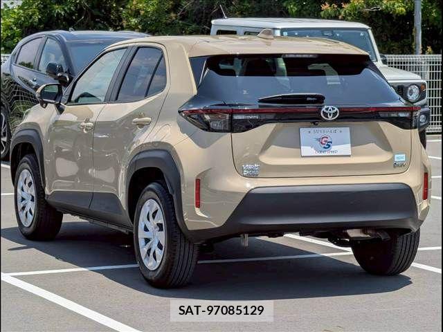Toyota YARIS CROSS 2024-05 7504142-15