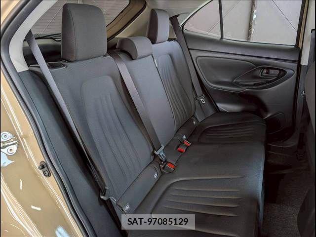 Toyota YARIS CROSS 2024-05 7504142-5