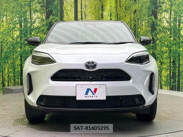 Toyota YARIS CROSS 2025-02 7504121-13