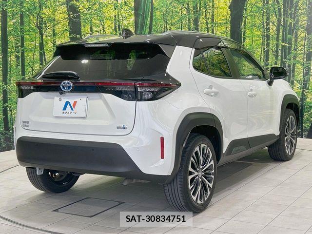 Toyota YARIS CROSS 2021-08 7504148-16