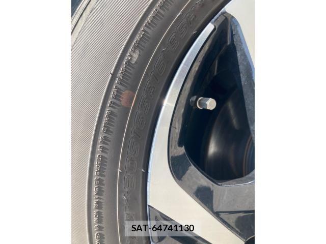 Toyota YARIS CROSS 2022-06 7510593-9