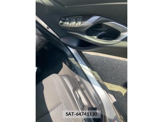 Toyota YARIS CROSS 2022-06 7510593-18