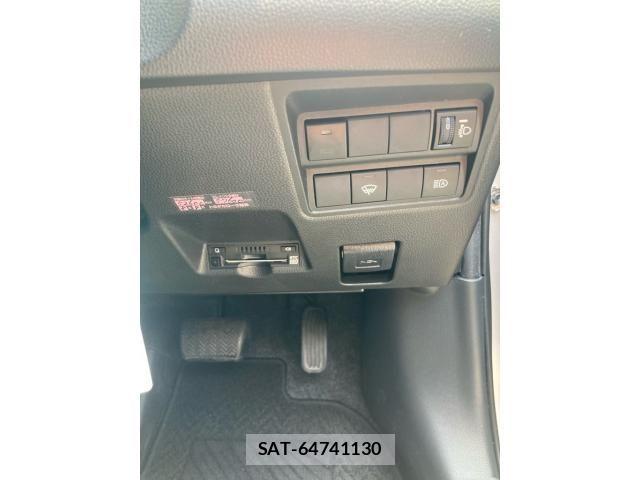 Toyota YARIS CROSS 2022-06 7510593-19