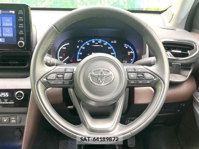 Toyota YARIS CROSS 2021-05 7504149-10