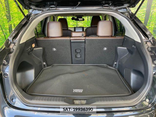 Toyota YARIS CROSS 2021-08 7563139-10
