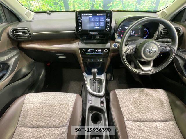 Toyota YARIS CROSS 2021-08 7563139-1