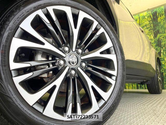 Toyota YARIS CROSS 2023-10 7563134-12