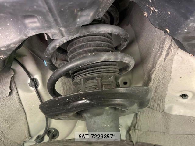 Toyota YARIS CROSS 2023-10 7563134-19