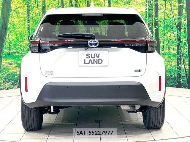 Toyota YARIS CROSS 2022-03 7563135-15