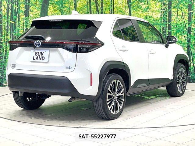 Toyota YARIS CROSS 2022-03 7563135-16