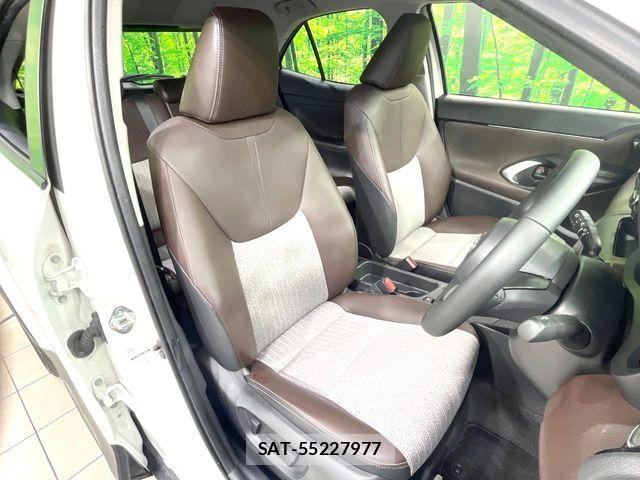 Toyota YARIS CROSS 2022-03 7563135-8