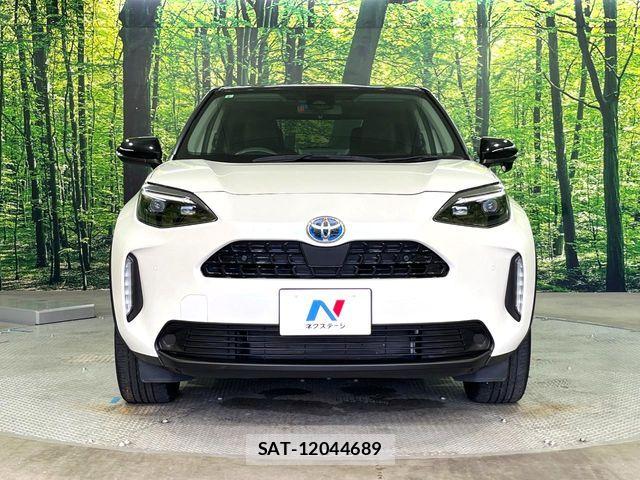 Toyota YARIS CROSS 2021-07 7563137-13