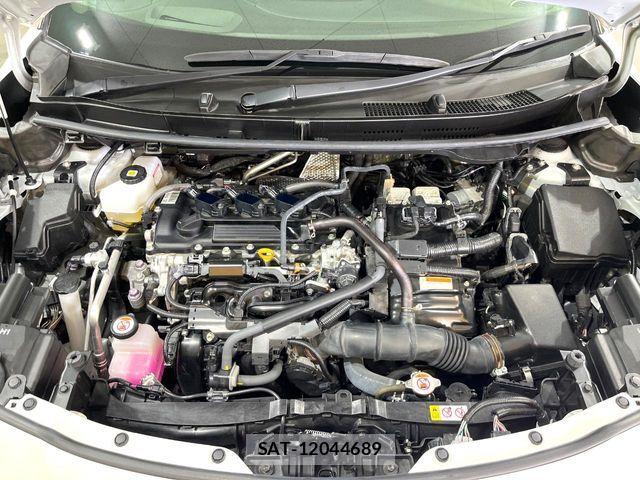 Toyota YARIS CROSS 2021-07 7563137-19