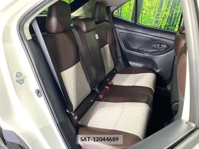 Toyota YARIS CROSS 2021-07 7563137-8
