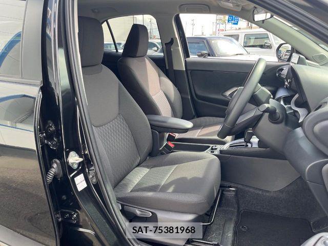 Toyota YARIS CROSS 2025-03 7563131-7