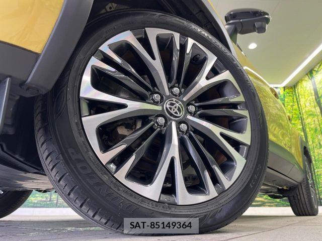 Toyota YARIS CROSS 2023-08 7563136-12