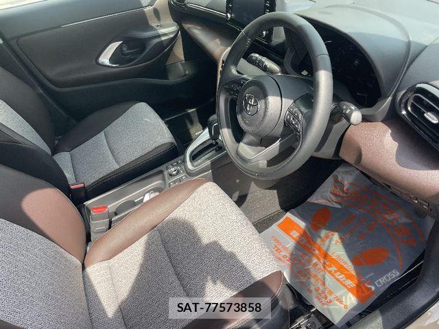 Toyota YARIS CROSS 2022-05 7563133-4