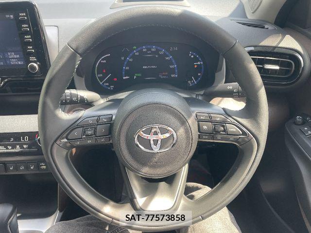 Toyota YARIS CROSS 2022-05 7563133-7