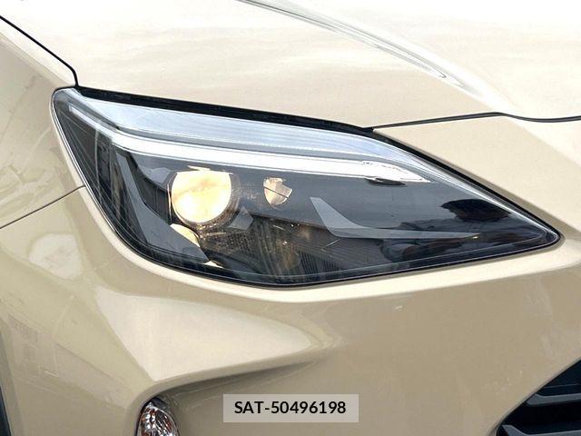 Toyota YARIS CROSS 2024-12 7563138-11