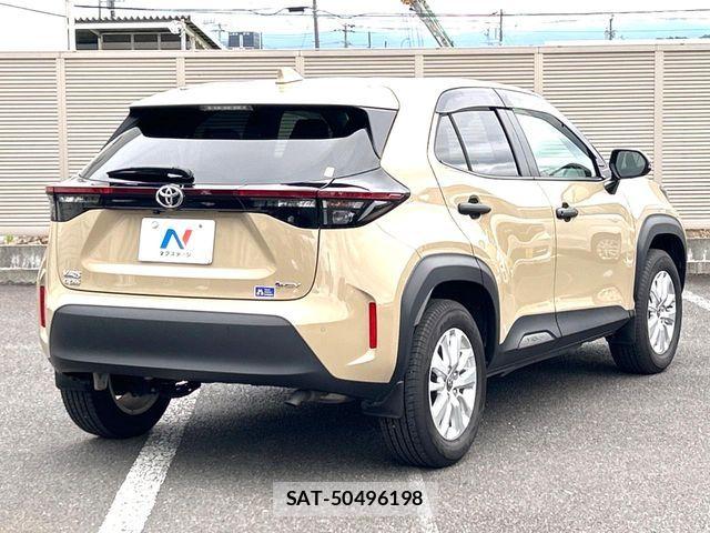 Toyota YARIS CROSS 2024-12 7563138-16
